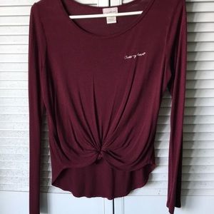 Maroon Sweater Light and Flowy Fit